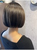 前下がりショートボブ