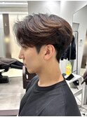 毛流れセンターパートニュアンスパーマカルマヘアメンズパーマ