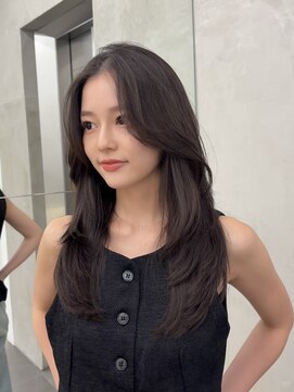 ブラン(Blanc Aoyama) レイヤーカット/顔まわりカット/ブリーチなし/ロング/ミディアム