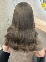 アロ 大阪梅田(alo)&nbsp;【苗代萌】オリーブベージュカラー