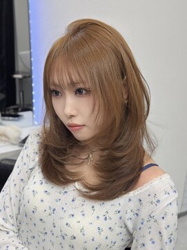 ロムーク 表参道(LOMKH) 小顔ロングレイヤーカット顔周り春グレージュカラー透明感カラー