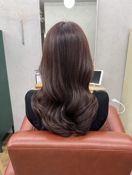 マルクヘアケア(MALQ HAIR CARE) ツヤと柔らかさのある大人可愛いピンクブラウン