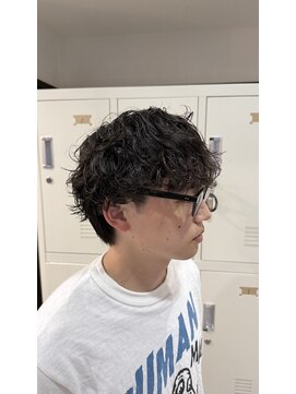 ウタシロイロ(uta shiroiro) シャドウパーマ