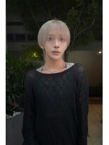 ベル 表参道店(Belle)&nbsp;ホワイトベージュ×シースルーラウンドマッシュ