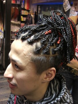 トリックストア(TRICK STORE) ツーブロックブレイズ♪♪