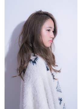 シャイン ヘア ブレンド 二子玉川(Shine hair blend) 【二子玉川】丸みショート無造作カールボブディイルミナカラー84