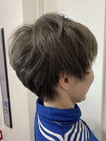 ルー(loup)&nbsp;グレージュ/ダブルカラー/ショート/白髪ぼかし/天神/大名