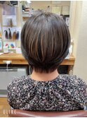 50代に似合うショートヘアの一つ、それはショートボブ