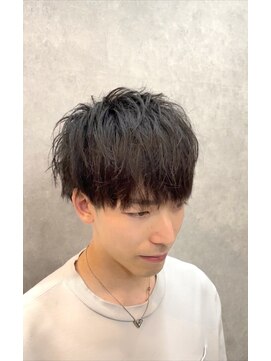 ルーツ(Roots) 夏のイチオシスタイル★束感ショート!