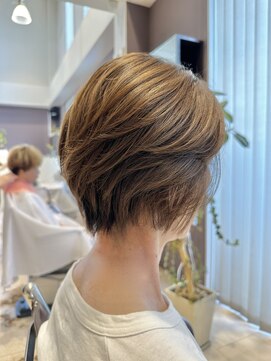 イースト(YEAST) グレージュショート