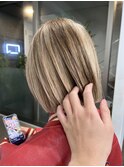 ベージュローライト