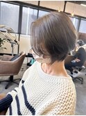 ショートヘア/透明感/ニュアンスカラー/くすみベージュ/抜け感
