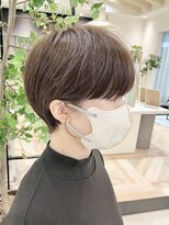 ヨール(YOL)&nbsp;大人可愛いショート/小顔/ハイライト/白髪ぼかし/30代/40代