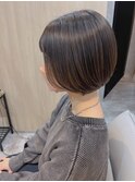 重めショートボブ