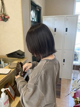 メルク(merc) カール/セミディ/シアーカラー/姫カット/ミニボブ