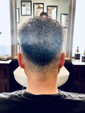 グレイスフルバーバーロンドン 大宮店(Graceful Barber London) 【50代 男性】ロンドンイケオジパーマ（大宮/バーバー）