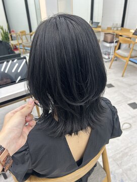 ビューナゴヤ 名駅(VIEW NAGOYA) 外ハネレイヤー/くびれヘア/レイヤーボブ/ブルーブラック