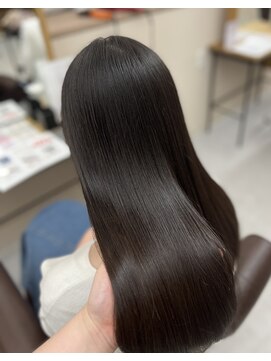 エキップクーラージュグラン トリートメントで艶髪に