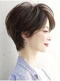 白髪ぼかしハイライト×丸みショートボブ