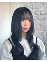 バンビ ミムデオム(BAMBI MIMU de HOMME) 小顔顔周りカット × くびれレイヤー × シースルーバング