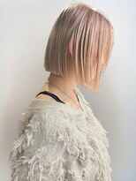 イロウ 天神大名店(IROW)&nbsp;切りっぱなしボブ　ピンクベージュ　ハイトーン　ダブルカラー