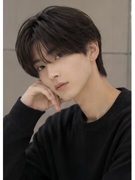 ベル 新宿(Belle) 韓国ヘア　シースルーマッシュ　大人ヘアラウンドマッシュ　新宿
