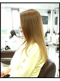 毛髪再生縮毛矯正ストレート（クリスタル縮毛矯正）