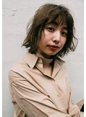 ルーズウェーブボブの無造作女子