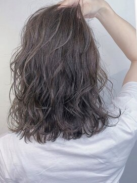 カミクラ(kura) ゆるふわウェーブ