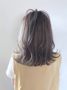 アナザヘアー なんば 高島屋前店(ANAZA hair) ホワイトグレージュこなれミディ♪