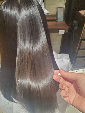 イヴ (EVE) ショコラブラウン＊髪質改善＊サロンワーク【代々木/新宿】