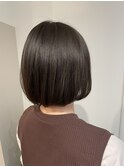 酸性ストレートでツヤのあるボブスタイル