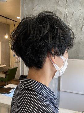 ハチ(hachi) 【hachi】ナチュラルツイスパ×マッシュ