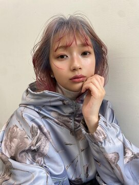 レコ 渋谷(LECO) ペールピンクとパープルのデザインカラー