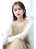 外はね ミディアム 重ためヘイリーボブ
