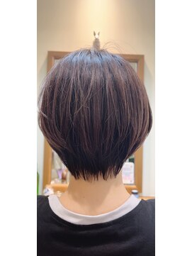トイロ ヘアアンドスパ(10iRo hair & spa) エアリーショート