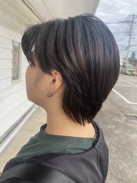 ブリック(Brick) 襟足長めのハンサムショート