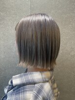 ニコラシカ(nicolashka) ハイトーンボブ