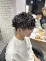 リーオオサカ(Lee Osaka) 波巻き×ツイスパメンズスタイル