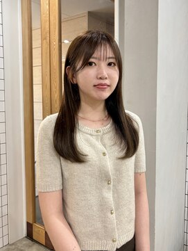 スート(suit.) ワンカラーでできるオリーブカラー