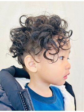 パーティー PAR-TY 本店 キッズパーマ