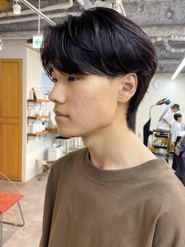 ガレージ バイ グリーン 原宿 表参道(Garage by green) 【JINKI】ニュアンスセンターパートウルフ