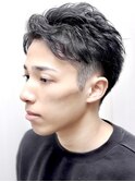 20代30代◎爽やかツーブロックフェザーショート