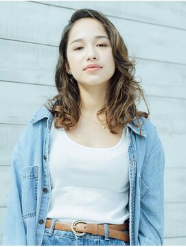 ウイングスガーデン 鶴川(WINGS garden) 春らしい動きのあるナチュラルロングスタイル♪ 鶴川　美容室