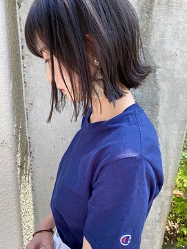 ロプート(Loput) ナチュラルボブ×地毛風アッシュカラー