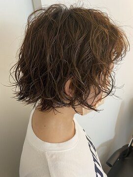 カウチ(kauti) ラフなスパイラルパーマ