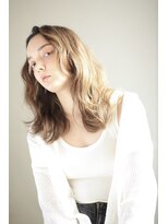 ファム(FAM)&nbsp;レイヤーロング　パーマ　ハイライト　代官山　中目黒　恵比寿