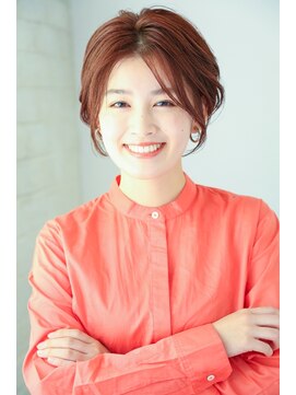 ガーランド (Garland) 大人ショート/ショートボブ/マチルダボブ/ピンクベージュ/卵型