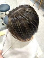 グラッシー センター北店(GLASSI)&nbsp;【白髪ぼかしハイライト】ディープアッシュ★グレージュ★ボブ