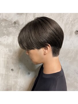 タム(tam) 韓国風ツーブロセンターパート